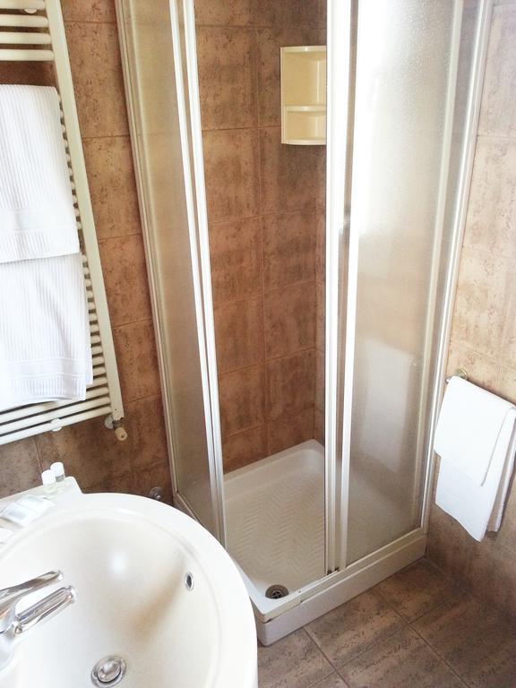 Hotel Emilia Modène Chambre photo